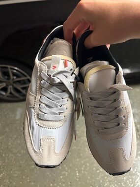 Mango Light Gray and White Low-Top Sneakers